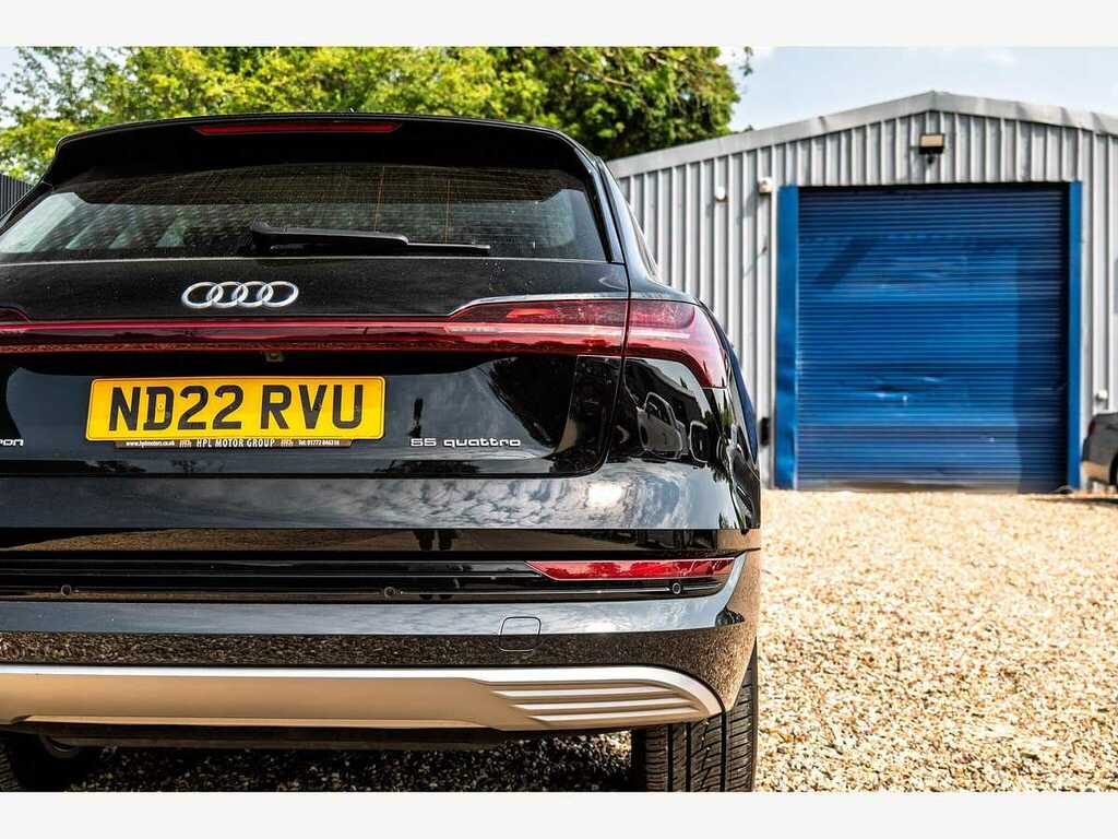 Audi E-tron Technik 50 Quattro 230,00 Kw Silver #16