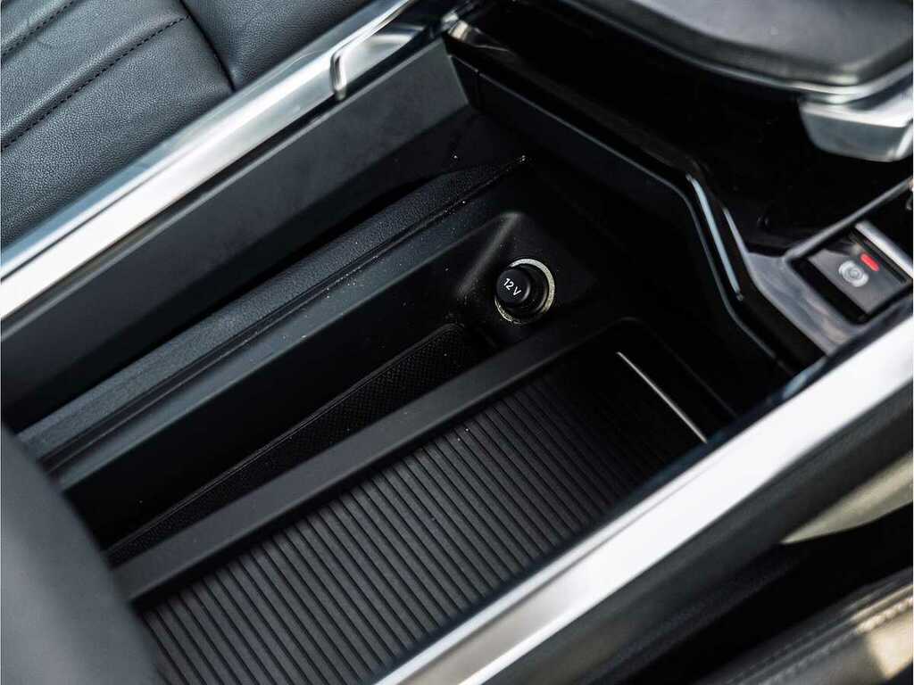 Audi E-tron Technik 50 Quattro 230,00 Kw Silver #39