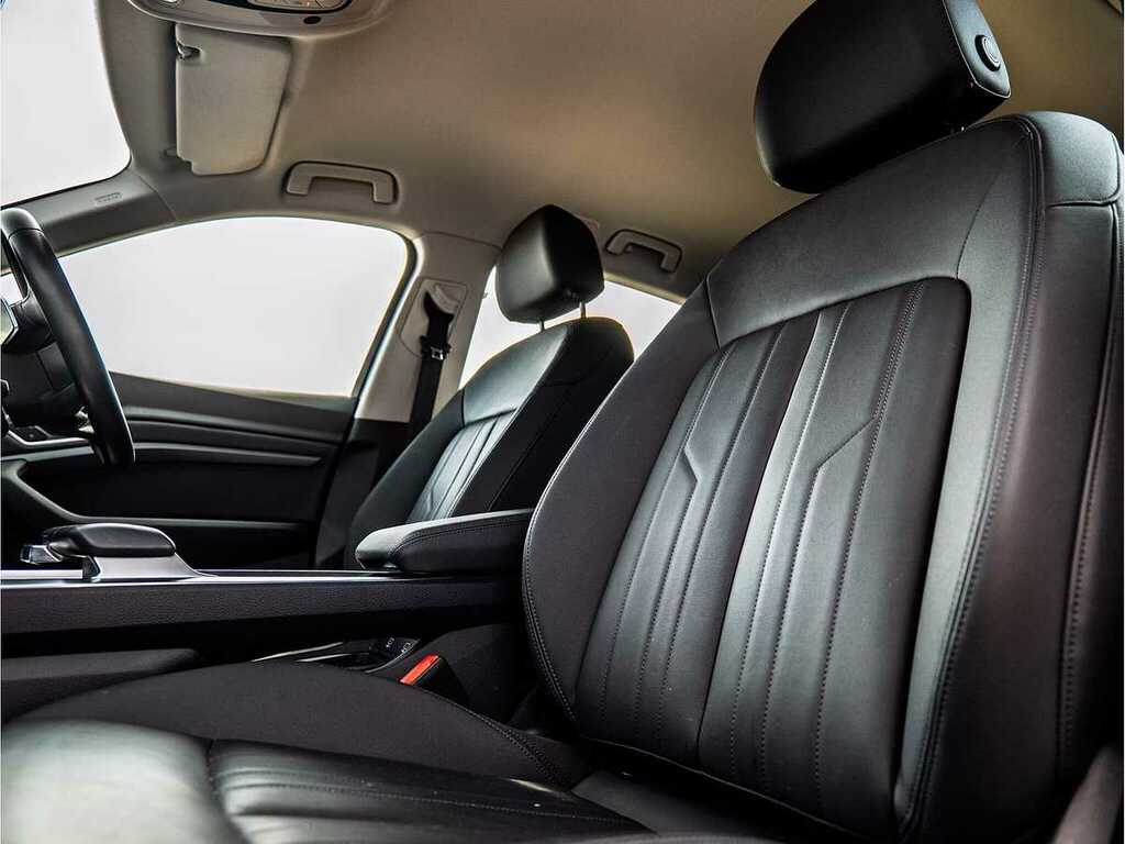 Audi E-tron Technik 50 Quattro 230,00 Kw Silver #26