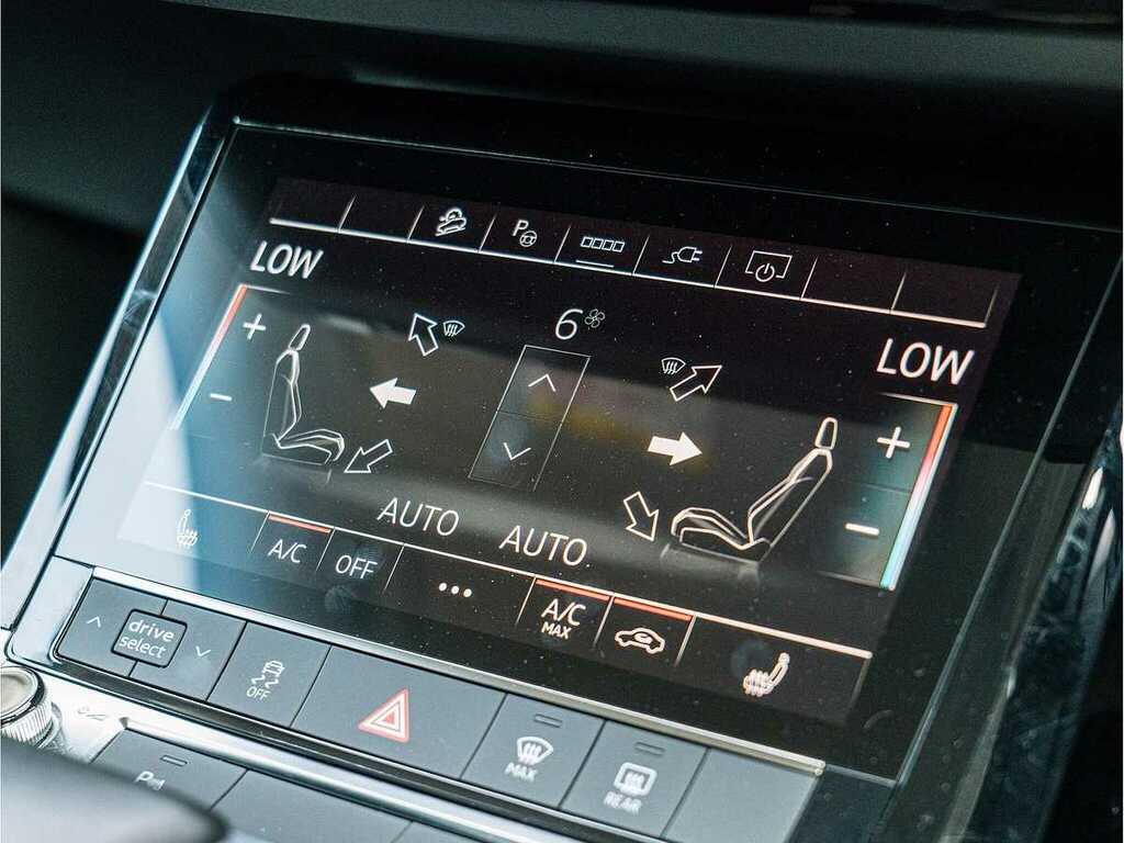 Audi E-tron Technik 50 Quattro 230,00 Kw Silver #32