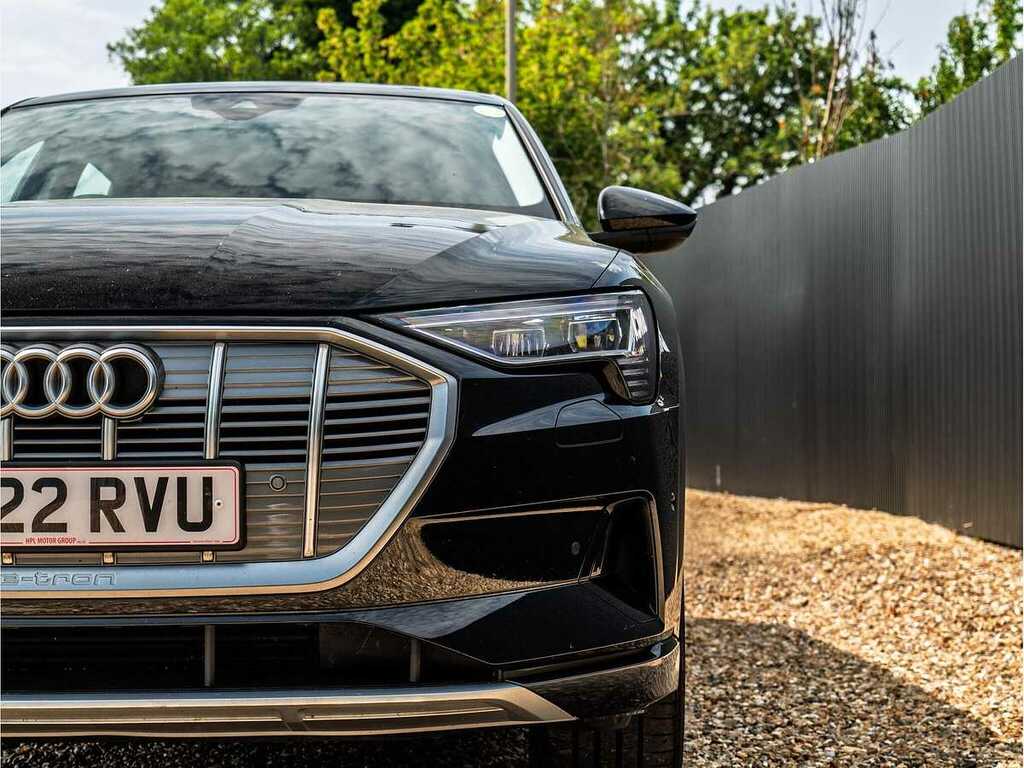 Audi E-tron Technik 55 Quattro Black #4