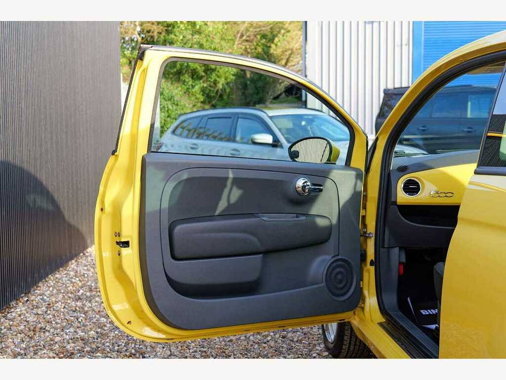 Fiat 500 Pop White #19