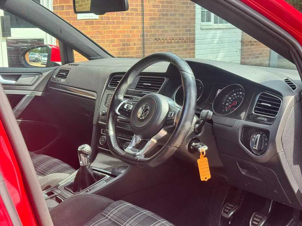 Volkswagen Golf Gtd Red #3