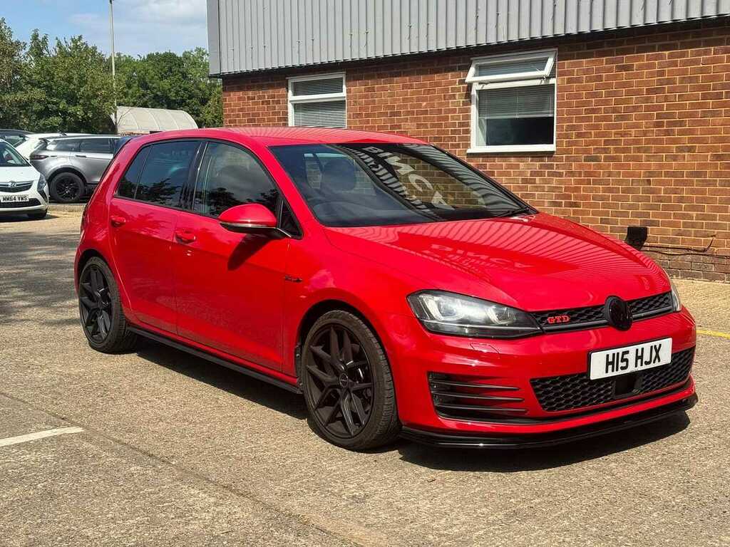 Volkswagen Golf Gtd Red