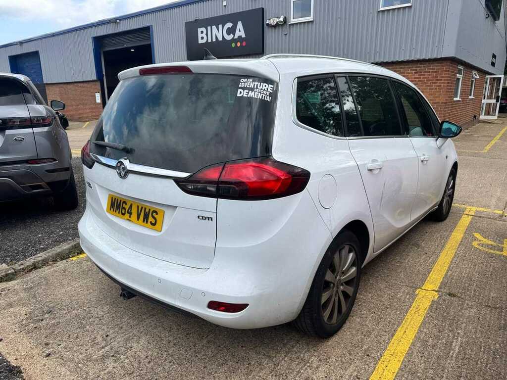 Vauxhall Zafira Tourer Tech Line White #4