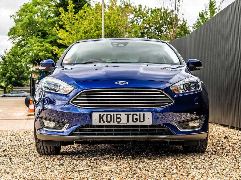 Ford Focus Titanium X Blue #2