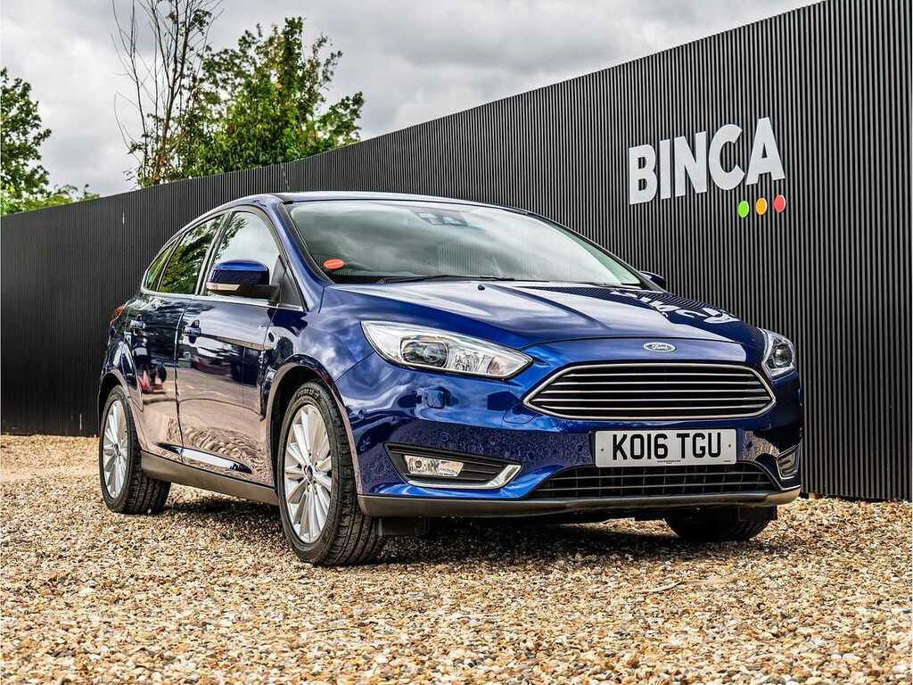 Ford Focus Titanium X Blue