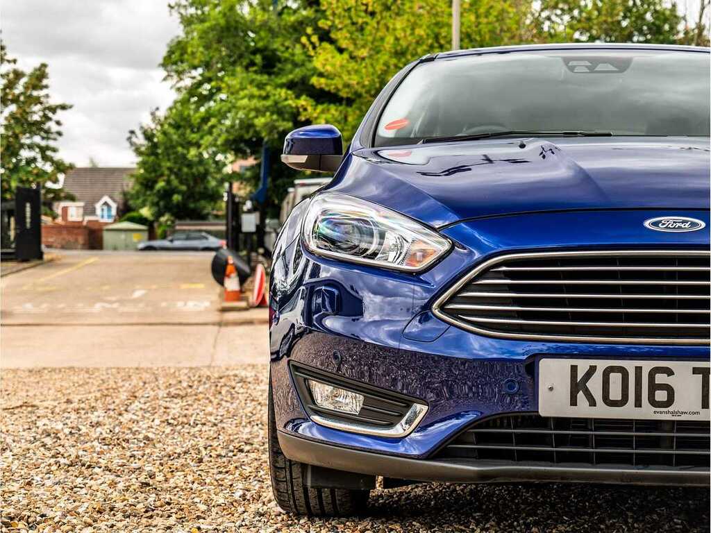 Ford Focus Titanium X Blue #3