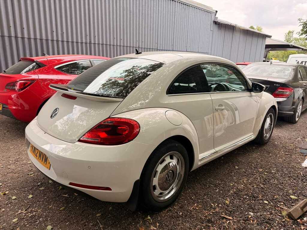 Volkswagen Beetle Design White #3