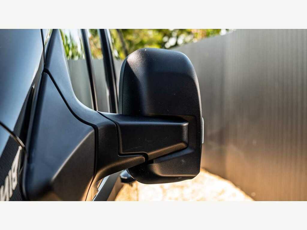 Maxus Deliver 7 Mpv Black #5
