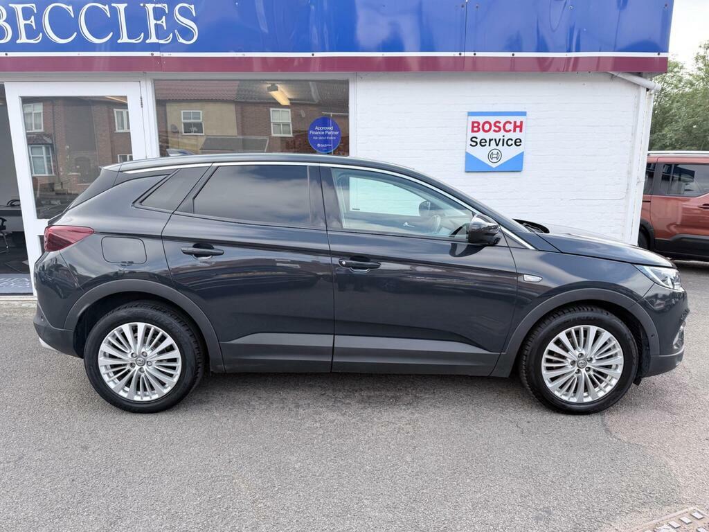 Vauxhall Grandland X 1.2 Turbo Tech Line Nav Euro 6 S S LF68AWR Grey #5