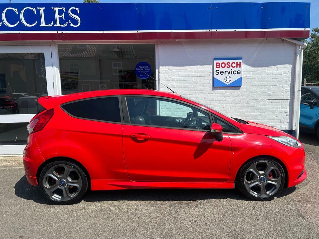 Ford Fiesta 1.6T Ecoboost St-2 Euro 5 Red #5