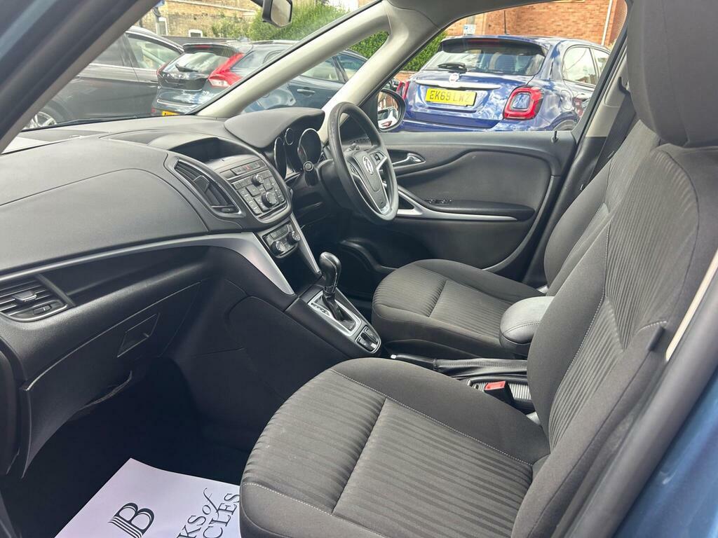 Vauxhall Zafira Tourer Tourer 2.0 Se Cdti 128 Bhp White #19