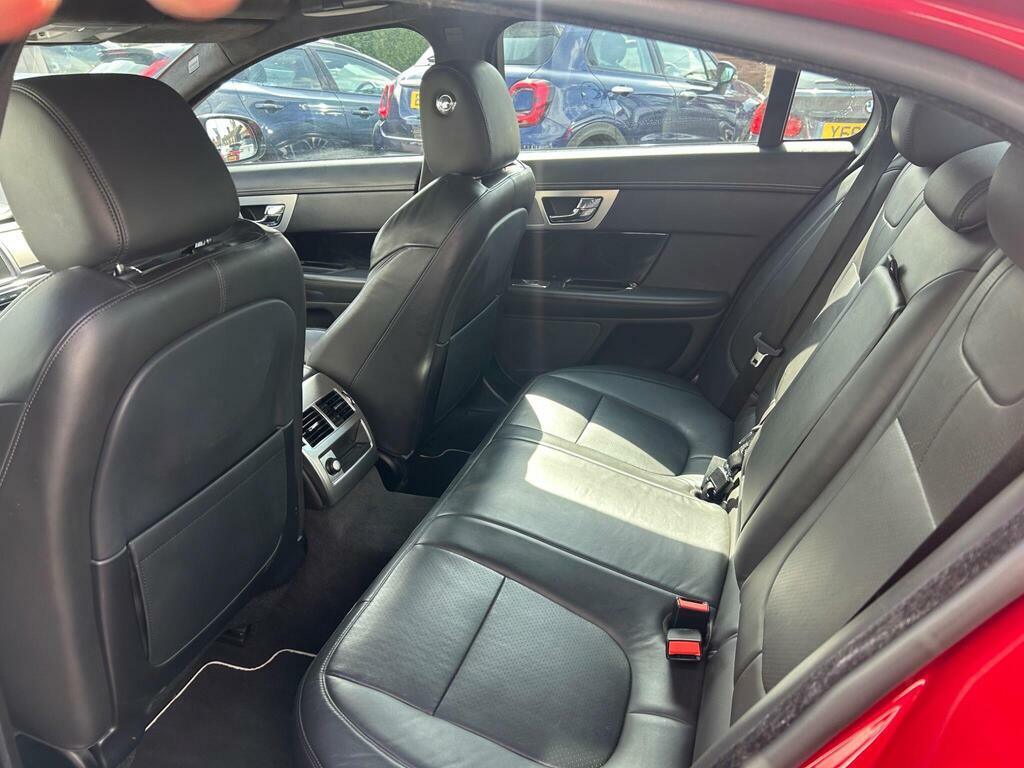 Jaguar XF 3.0D V6 R-sport Euro 5 Ss White #13