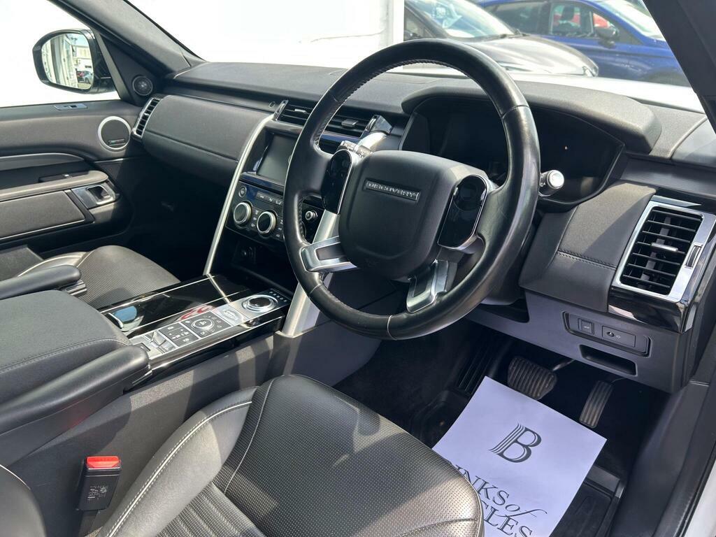 Land Rover Discovery .0 Sd V6 Hse 4Wd Euro 6 S S White #3