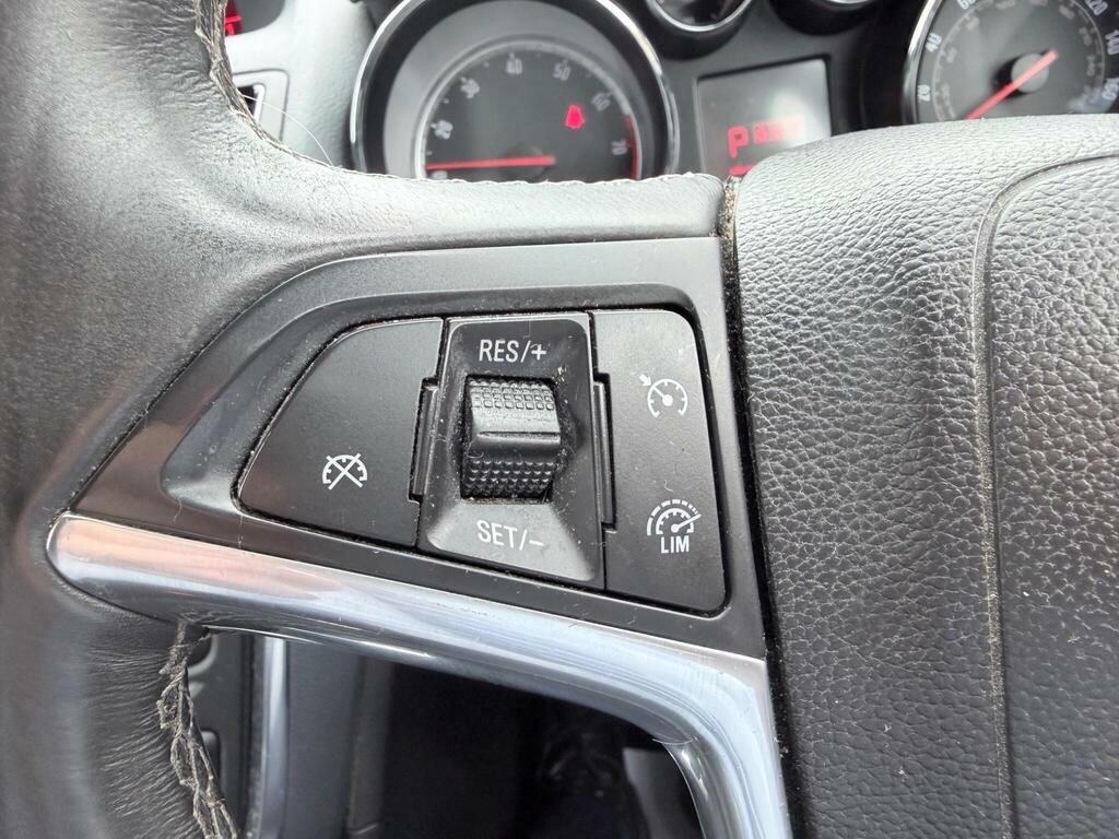 Vauxhall Mokka Exclusiv Black #10
