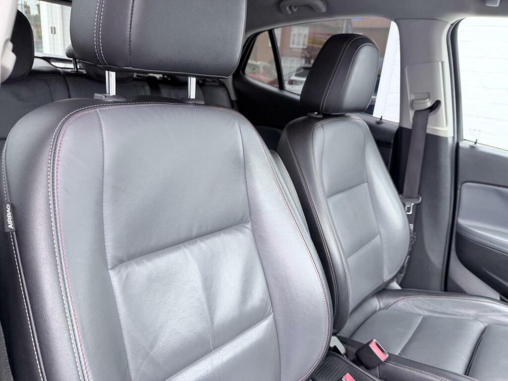Vauxhall Mokka Exclusiv Black #8