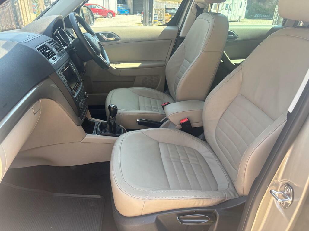 Skoda Yeti 2.0 Tdi Elegance Outdoor 4Wd Euro 5 Beige #6