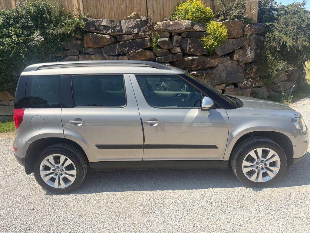Skoda Yeti 2.0 Tdi Elegance Outdoor 4Wd Euro 5 Beige #2