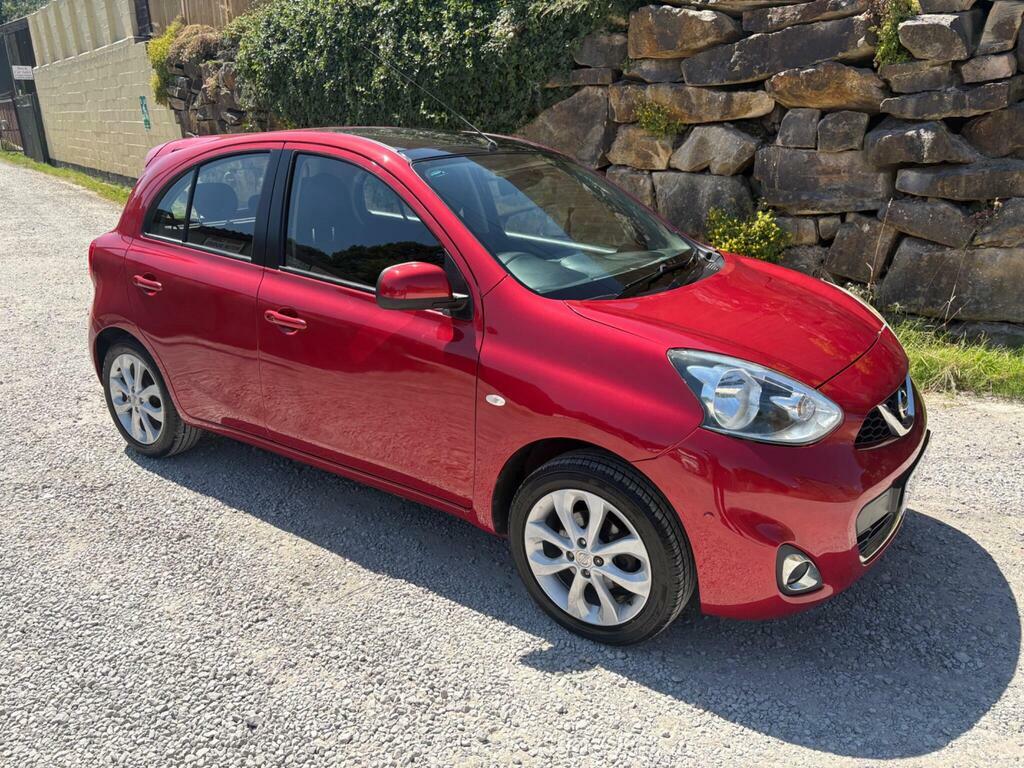 Nissan Micra 1.2 Tekna Euro 6 Red