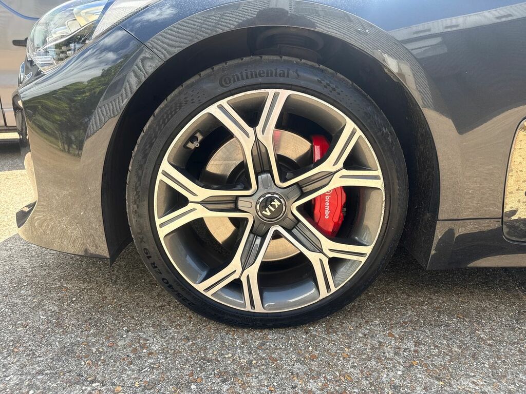 Kia Stinger 3.3 T-gdi V6 Gt S Gran Turismo White #9