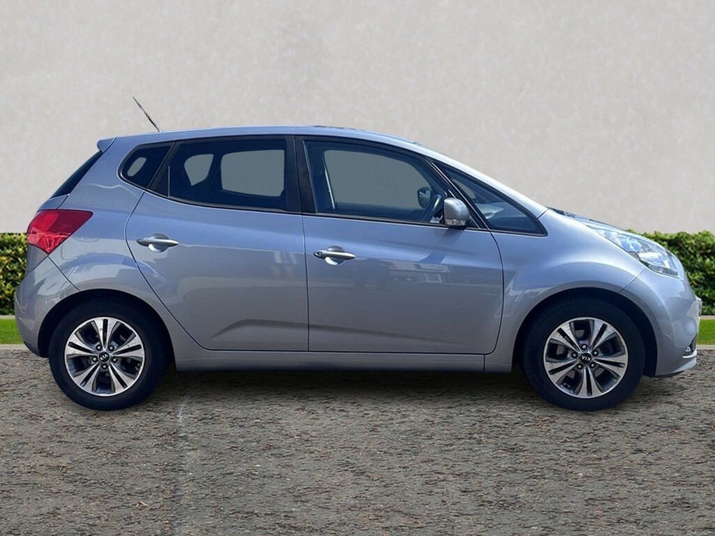 Kia Venga 1.6 3 6 Silver #2