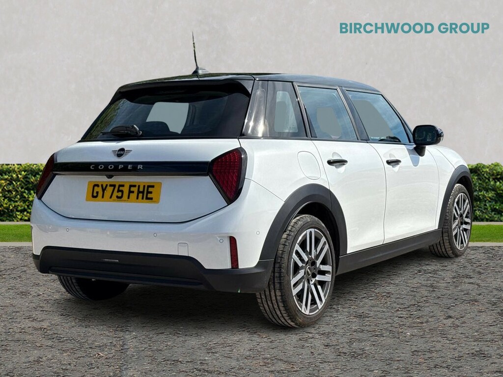 Mini Hatch 1.5 C Classic GY75FHE White #3
