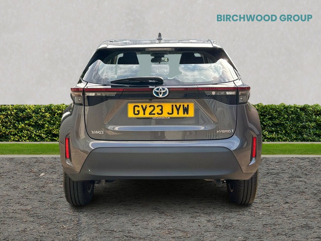Toyota Yaris Cross 1.5 Hybrid Icon Cvt GY23JYW Grey #4