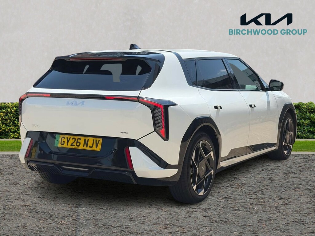 Kia EV4 150Kw Gt-line 81Kwh White #3