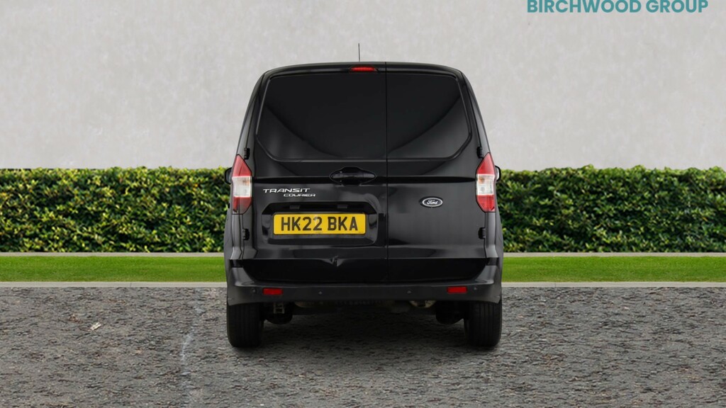 Ford Transit Courier 1.0 Ecoboost Limited Van 6 Speed Black #4