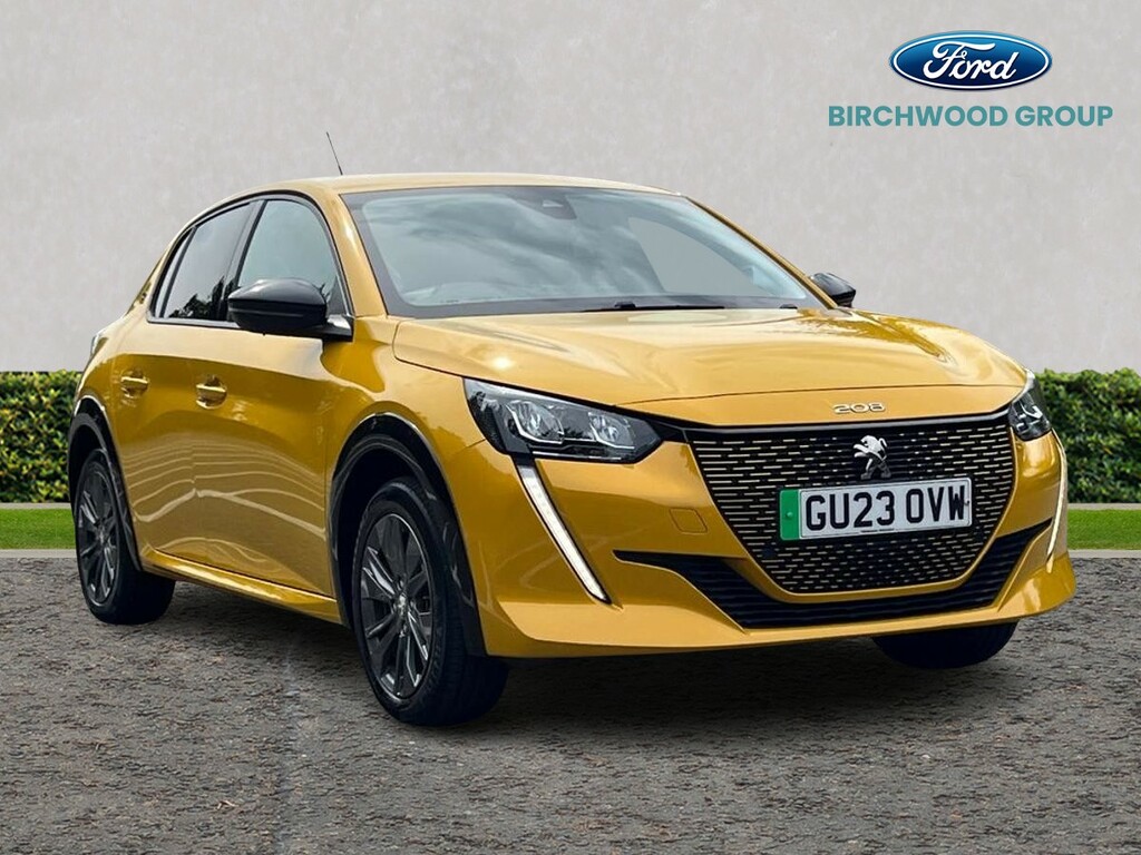 Peugeot e-208 100Kw Allure Premium 50Kwh Yellow