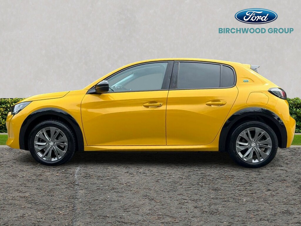 Peugeot e-208 100Kw Allure Premium 50Kwh Yellow #6