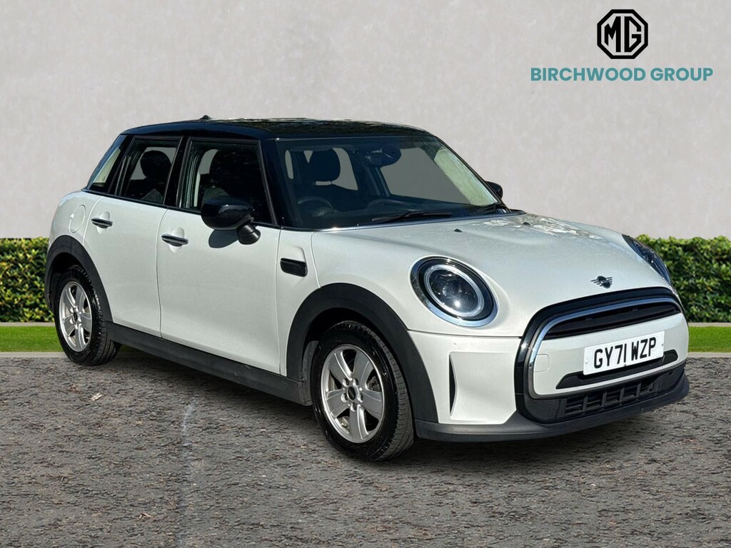 Mini Hatch 1.5 Cooper Classic Premium Silver
