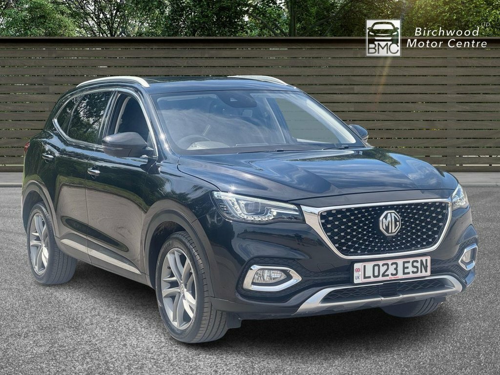 MG HS 1.5L Exclusive Black