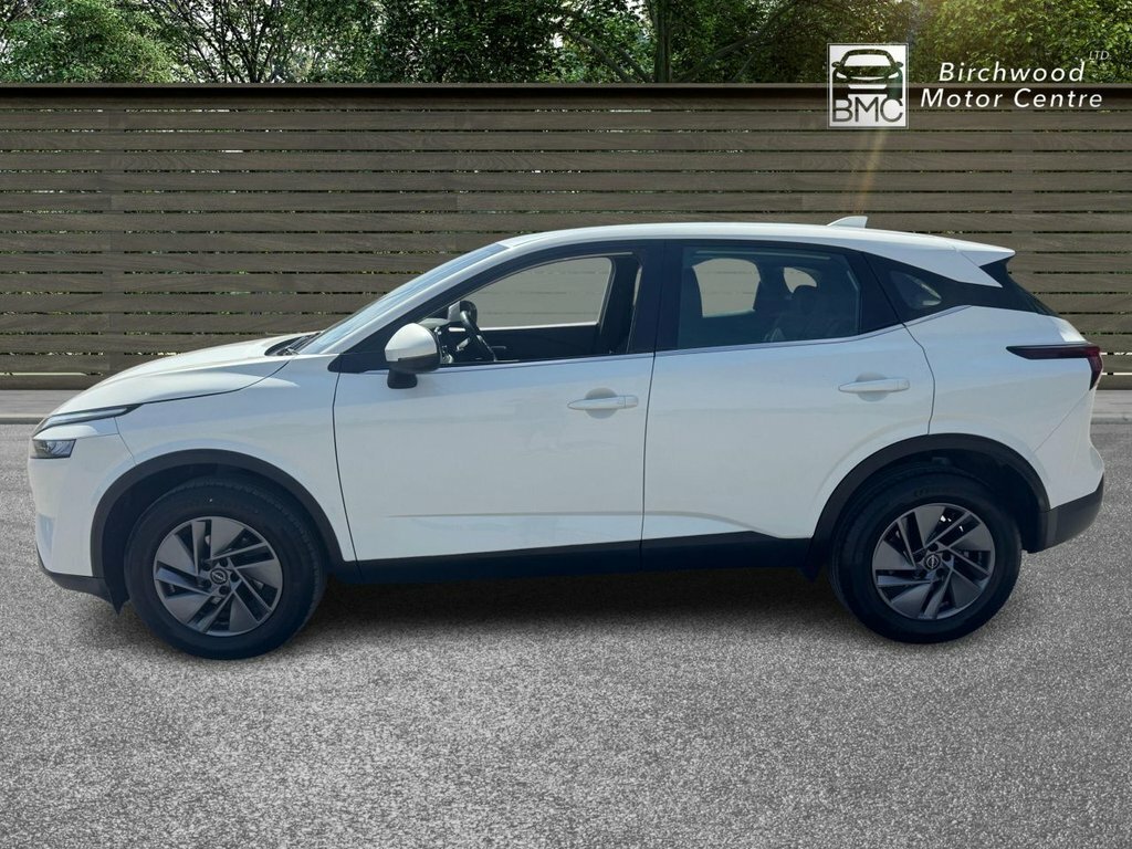 Nissan Qashqai 1.3L Acenta Premium WIG7924 White #4