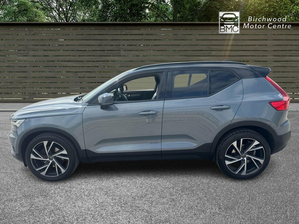 Volvo XC40 2L R-design Pro LL70SNX Grey #4