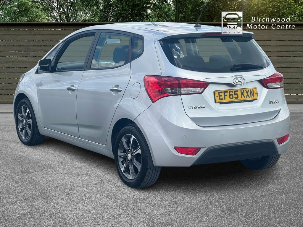 Hyundai Ix20 1.6L Se Silver #5