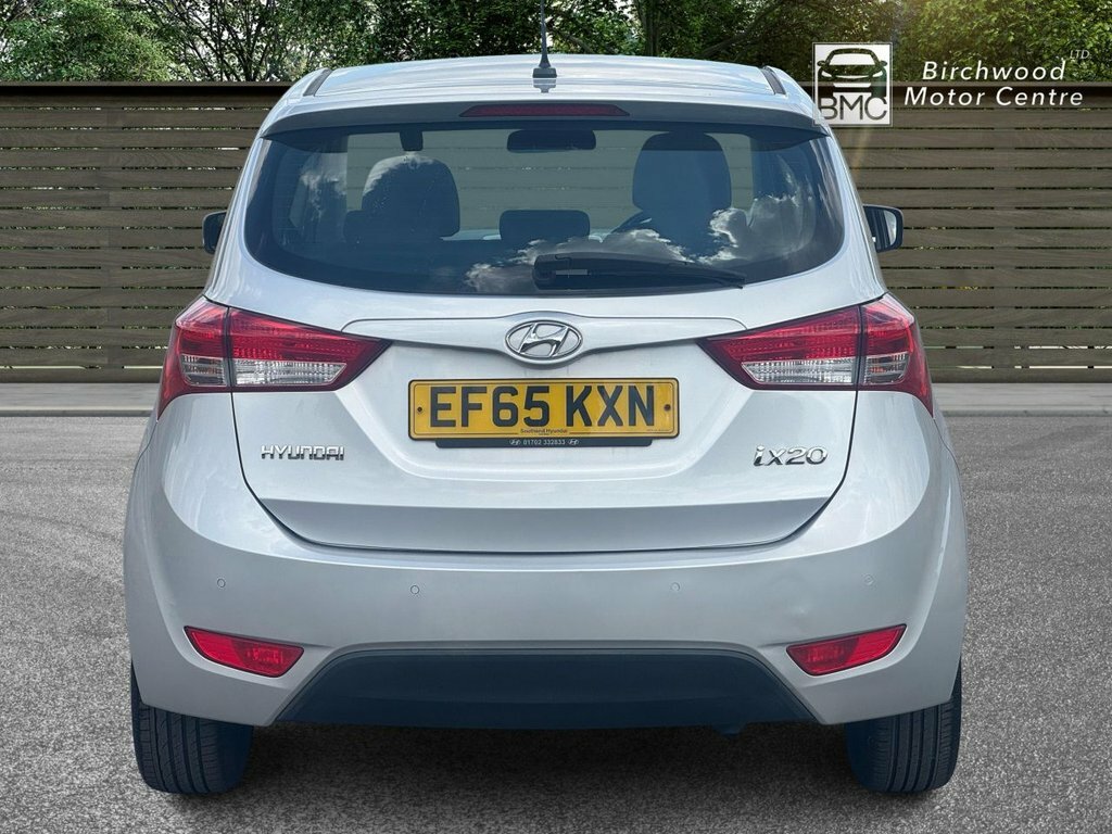 Hyundai Ix20 1.6L Se Silver #6