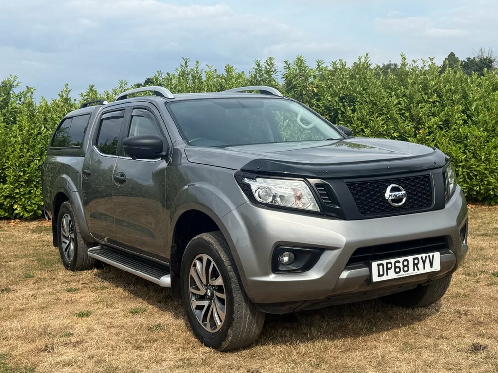 Nissan Navara 2.3L Tekna Grey