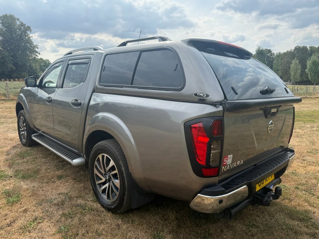 Nissan Navara 2.3L Tekna Grey #4