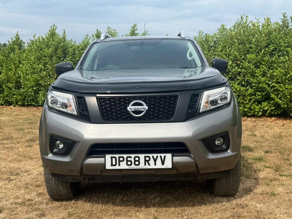 Nissan Navara 2.3L Tekna Grey #5