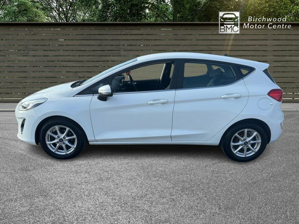 Ford Fiesta 1L Zetec FD18XRA White #4