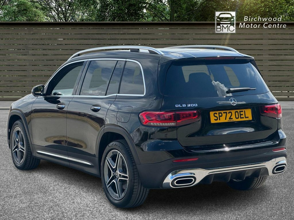 Mercedes-Benz GLB Class Glb 200 Amg Line Premium Black #5