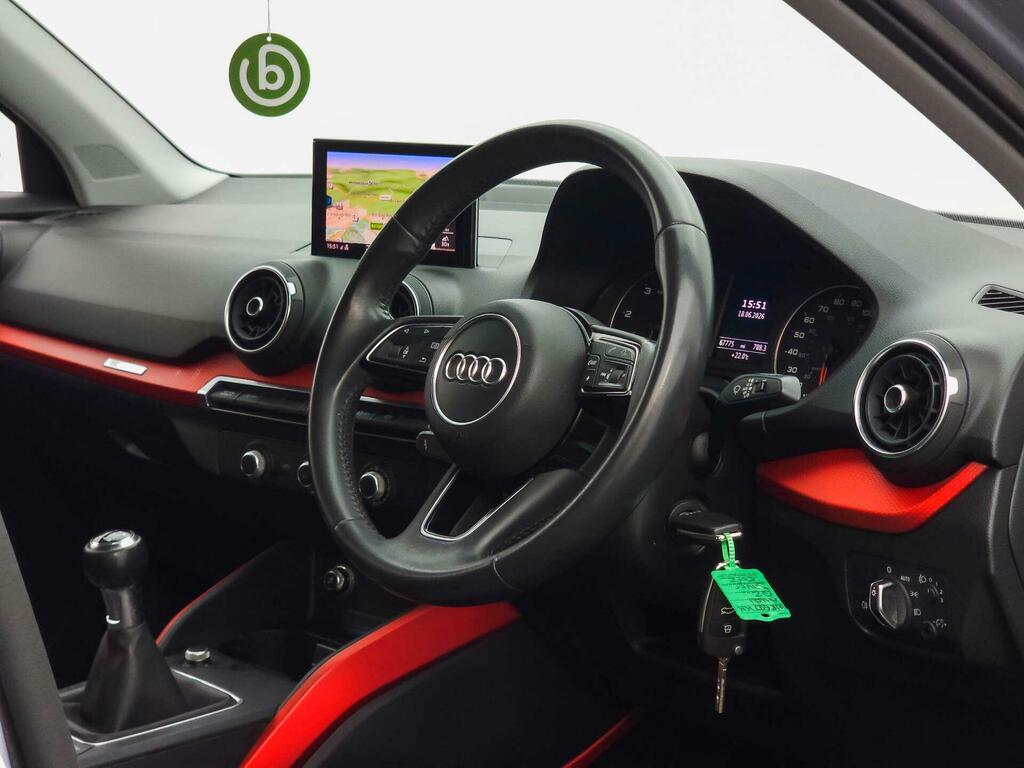 Audi Q2 Sport WR69TKK Silver #5