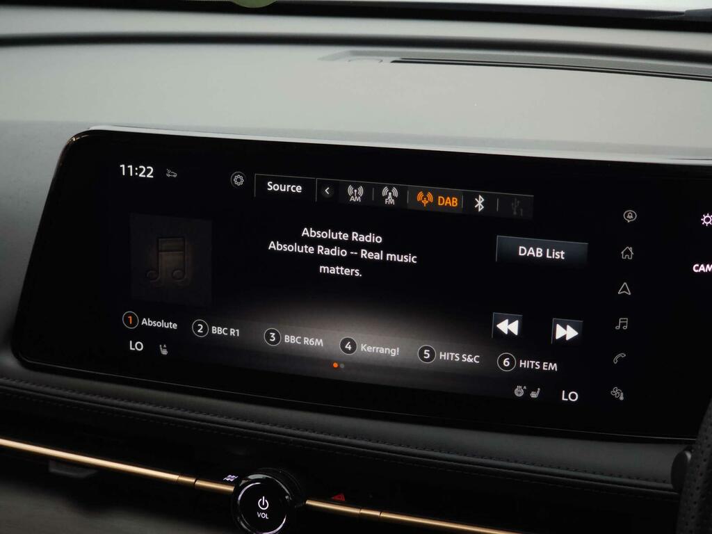 Nissan Ariya 63Kwh Advance Suv 7.4Kw Charger Black #31