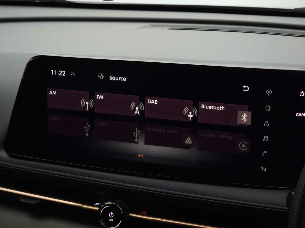 Nissan Ariya 63Kwh Advance Suv 7.4Kw Charger Black #8