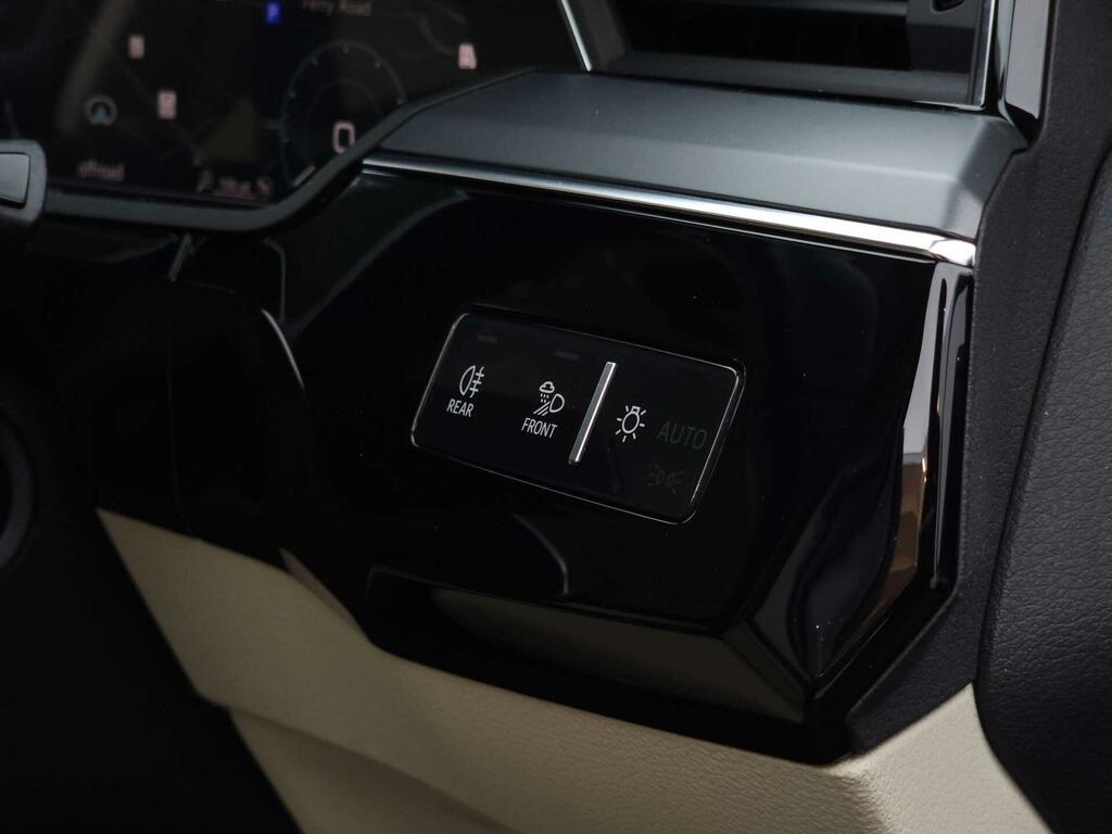 Audi E-tron Technik Blue #25