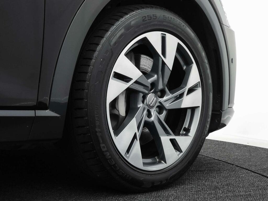 Audi E-tron Technik Blue #24