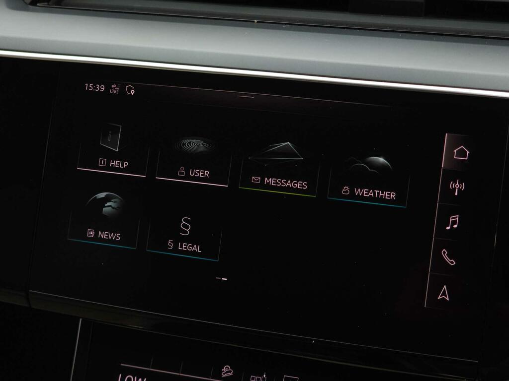 Audi E-tron Technik Blue #31