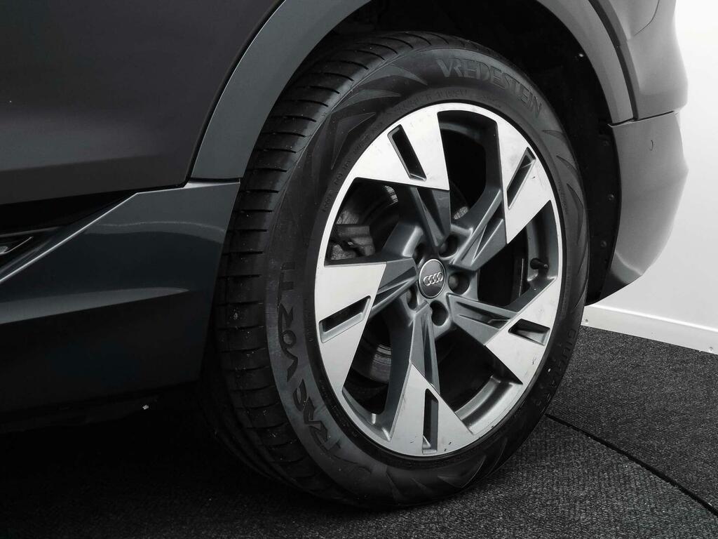 Audi E-tron Technik Blue #22